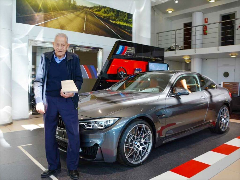 Bertolín Valencia homenaje 55 años concesionario BMW