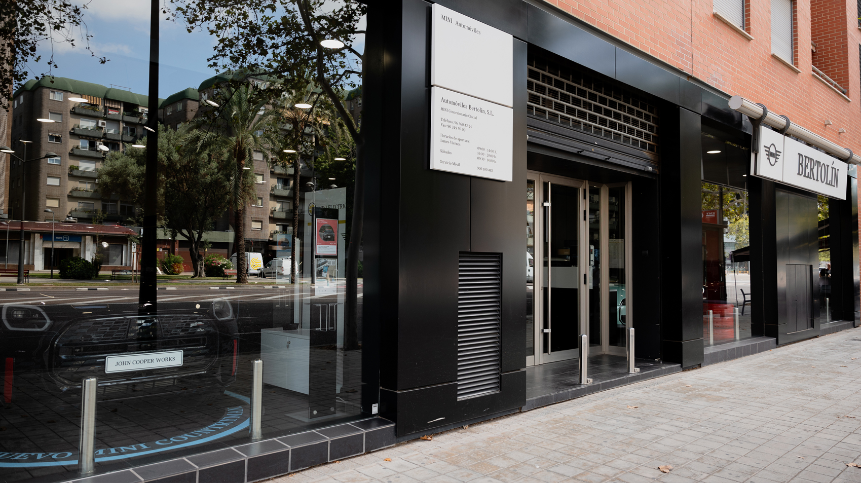 Concesionario MINI y John Cooper Works Bertolín Av. del Mestre Rodrigo 40 Valencia