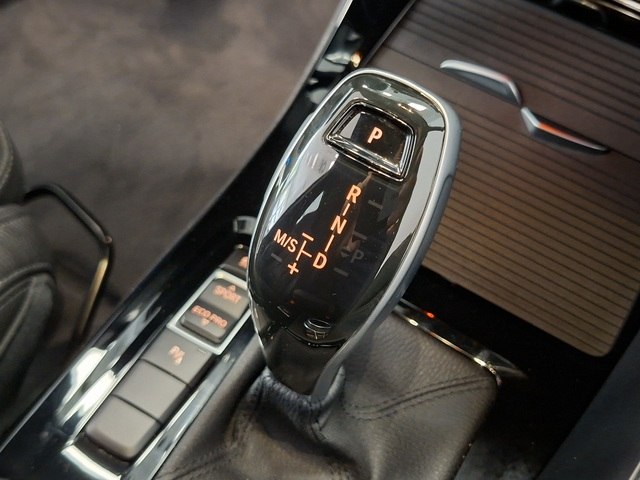 4d326cb7db.jpg