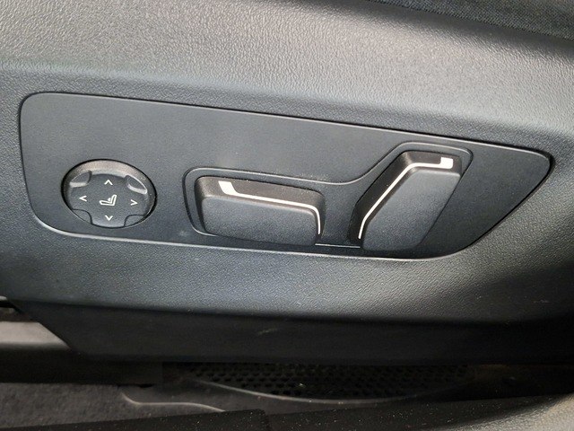 7371358c50.jpg