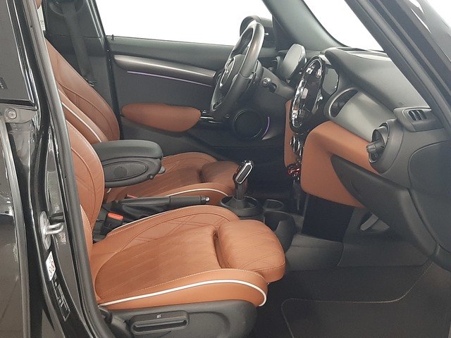 fc150ea230.jpg