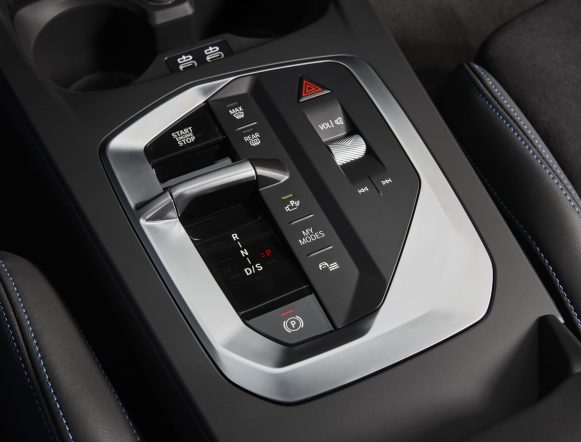 P90550954_highRes_the-all-new-bmw-m135