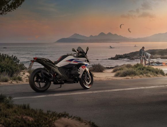 P90596235_highRes_the-new-bmw-r-1300-r