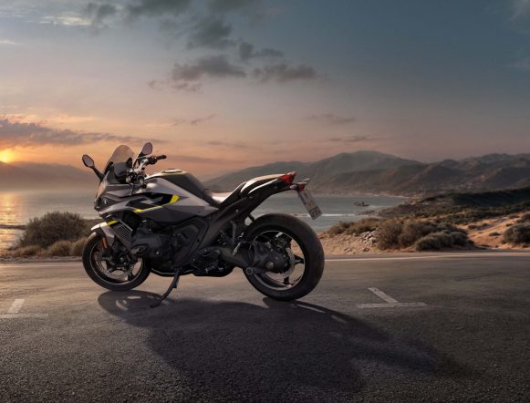 P90596510_highRes_the-new-bmw-r-1300-r