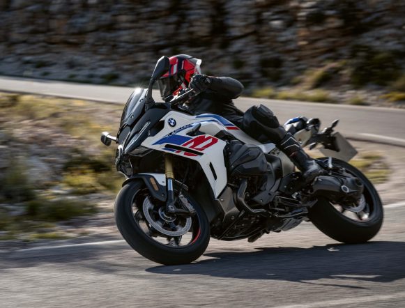 P90614043_highRes_bmw-motorrad-present