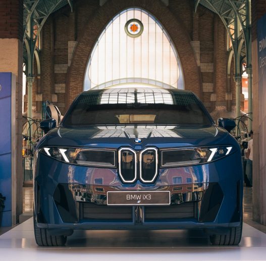 Nuevo BMW iX3 presentado por Bertolín en Valencia