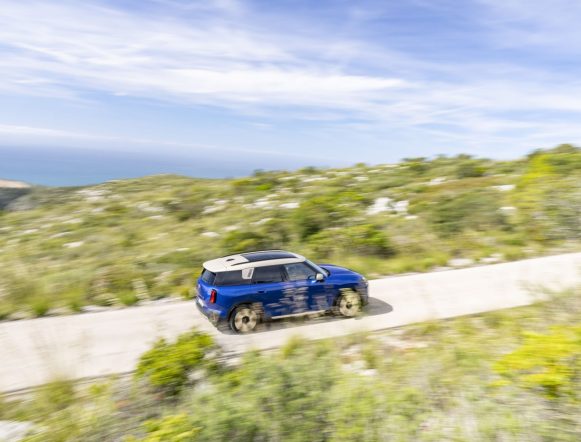 countryman-ele-foto-2