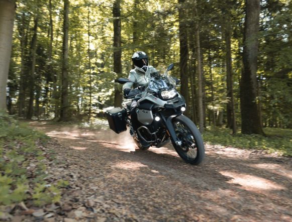 f-900-gs-adventure-foto-10