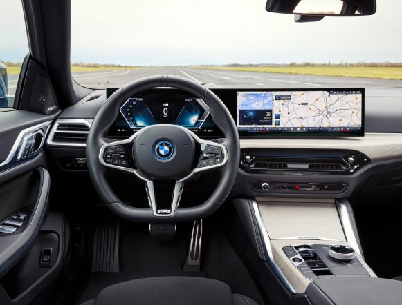 BMW i4 Gran Coupé eléctrico en Bertolín, concesionario oficial BMW en Valencia