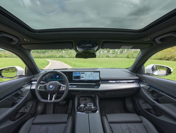 BMW i5 Berlina en Bertolín, concesionario oficial BMW en Valencia