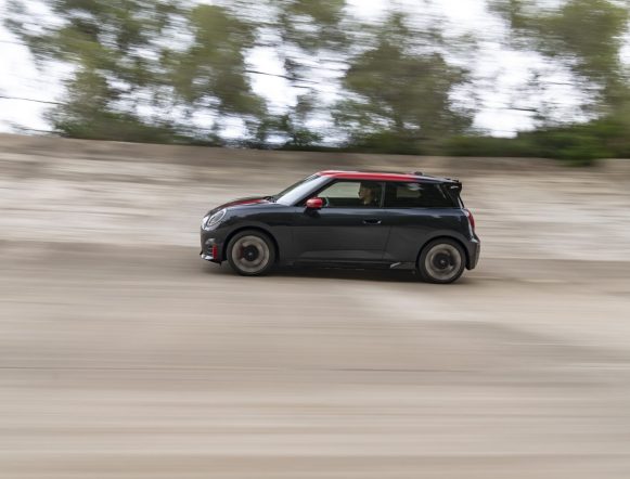 john-cooper-works-electric-foto-4