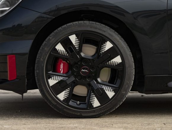 john-cooper-works-electric-foto-7