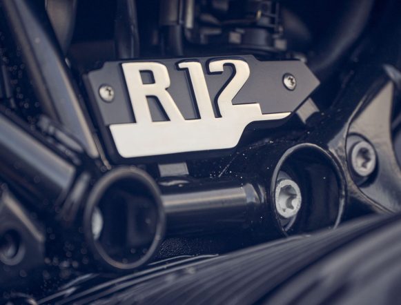 r-12-foto-2
