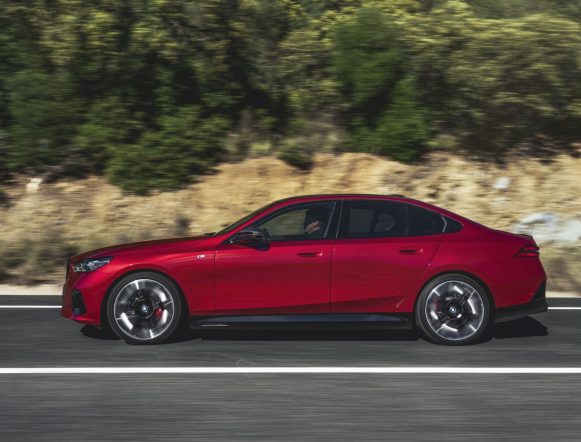 serie-5-berlina-foto-1