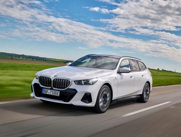 serie-5-touring-foto-3